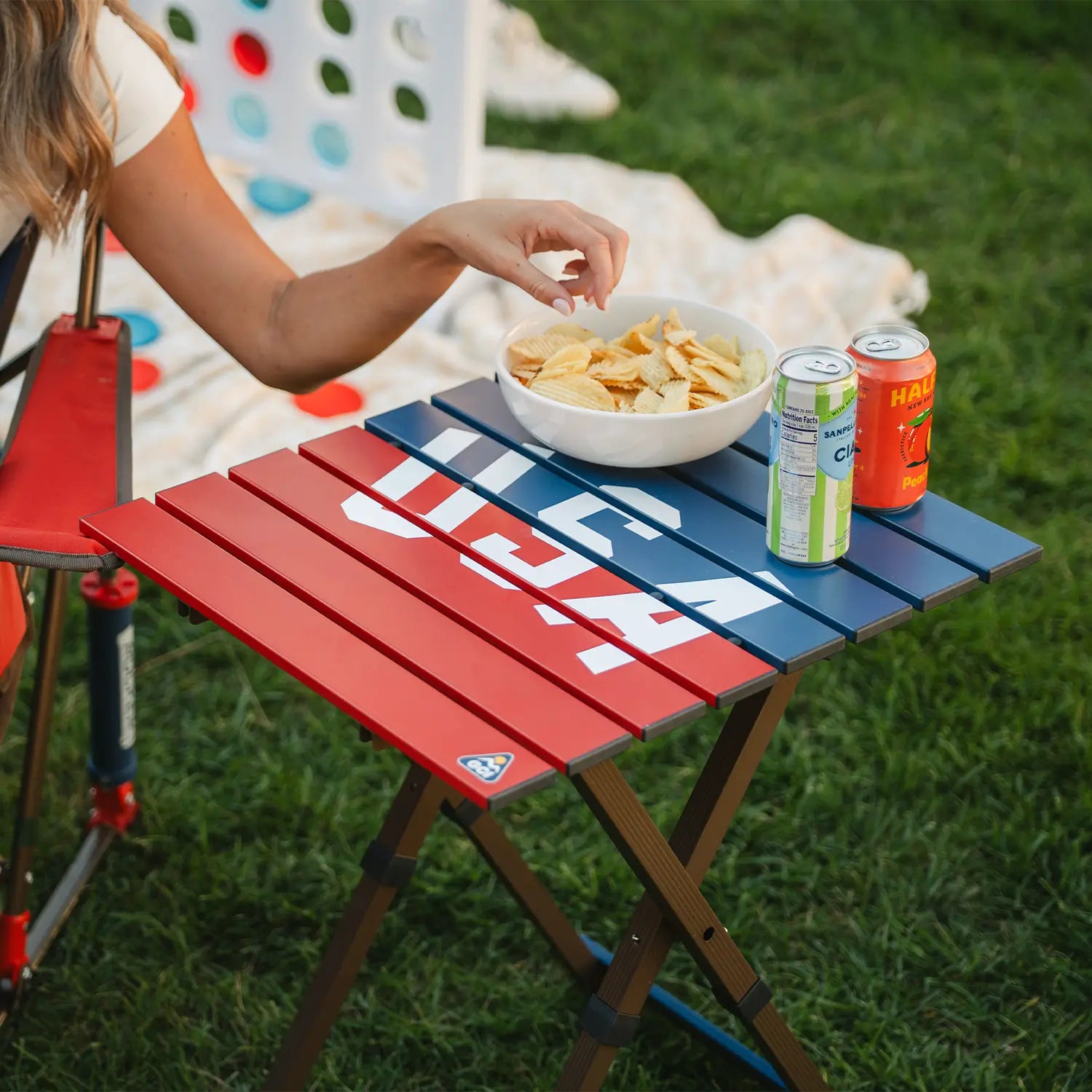 Compact Camp Table 20™ - USA Anniversary Deluxe | LRJ2