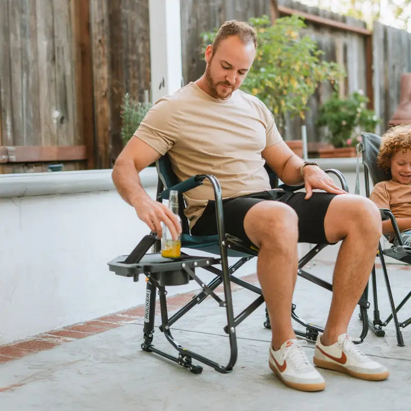 Freestyle Rocker™ with Side Table | ZWM8